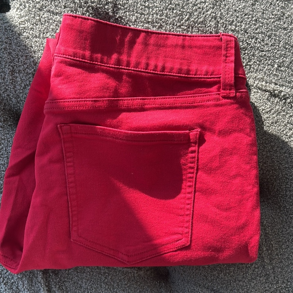 Red pants ! ❤️ - Picture 8 of 8